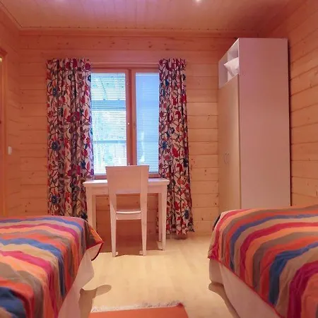 Sleeps 12 Wifi